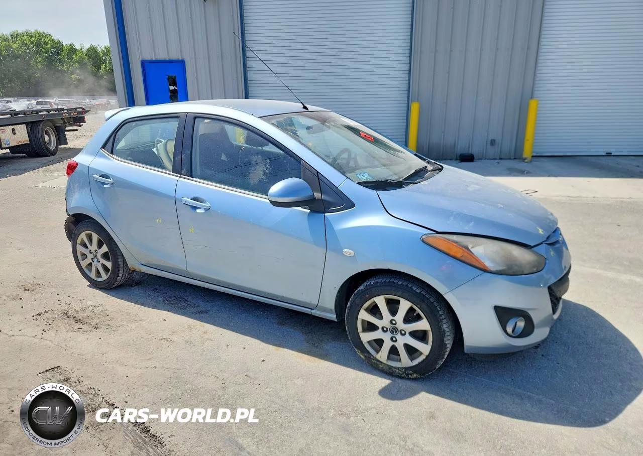 2013 Mazda Mazda2 VIN:JM1DE1LZ5D0153823 - 4