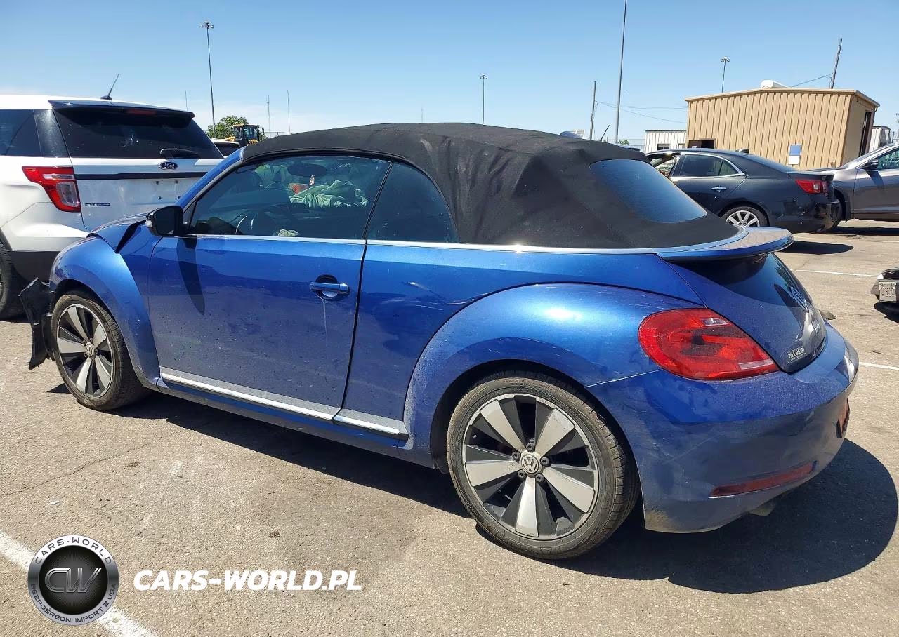 2013 Volkswagen Beetle Turbo VIN:3VW7S7AT7DM825561 - 2