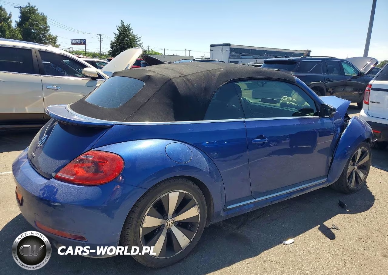 2013 Volkswagen Beetle Turbo VIN:3VW7S7AT7DM825561 - 3