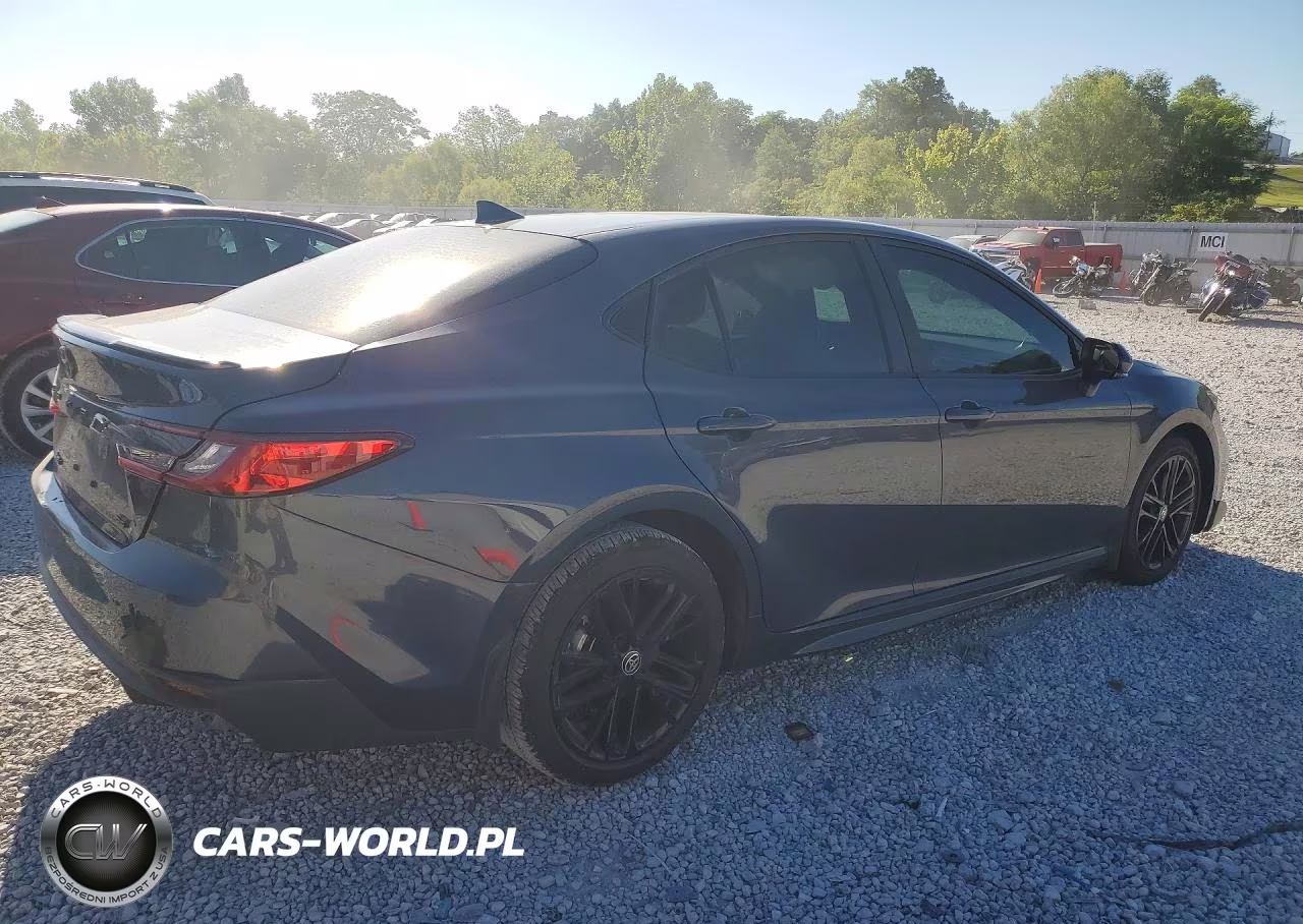 2026 Toyota Camry Se VIN:4T1DAACK6TU665947 - 3