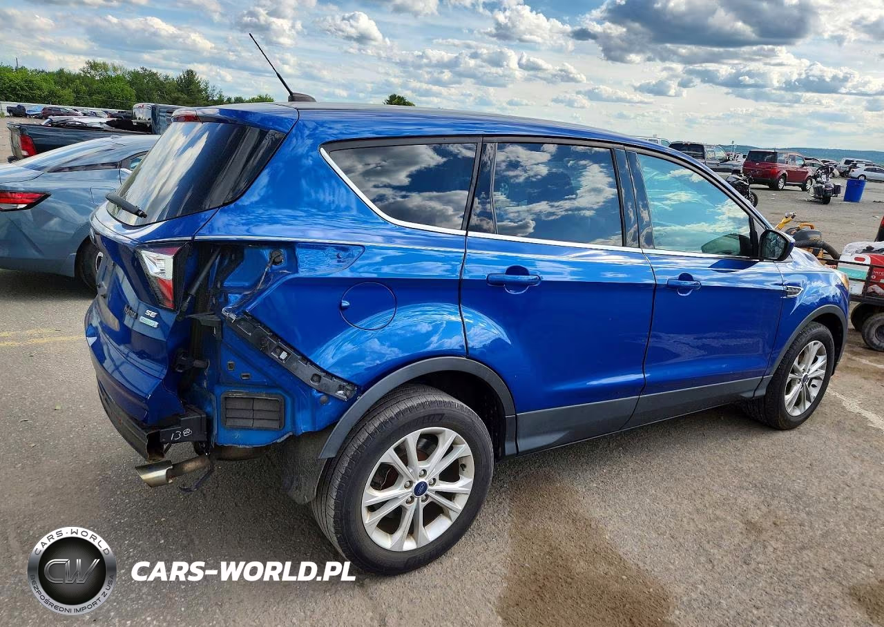 2017 Ford Escape Se VIN:1FMCU0GD0HUE83421 - 3