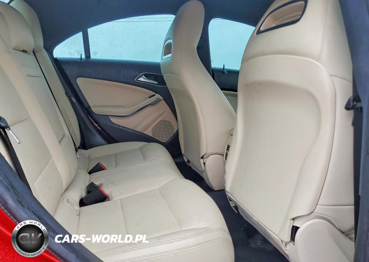 2018 Mercedes-Benz Cla 250 VIN:WDDSJ4EB9JN670907 - 10