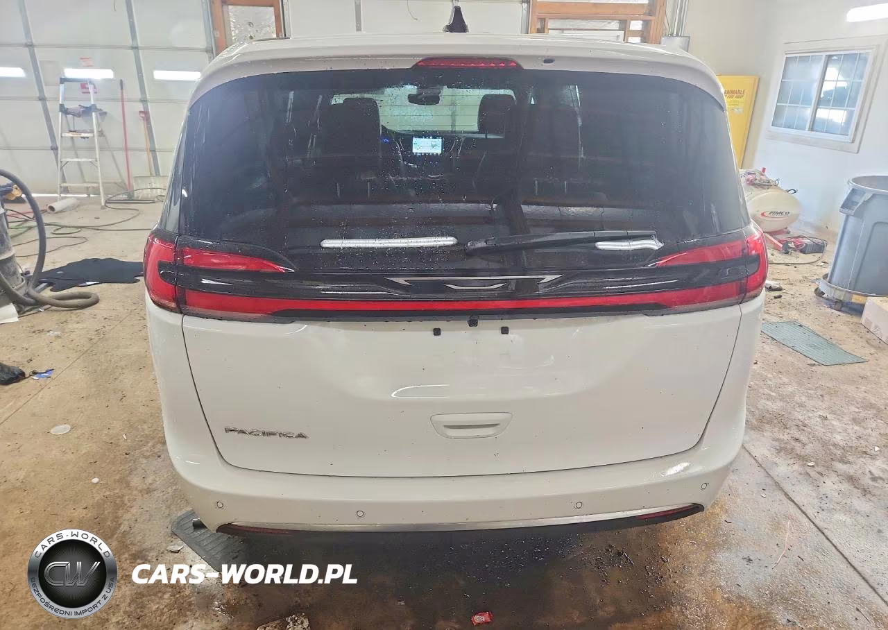 2027 Chrysler Pacifica Select VIN:2C4RC1BG7VR556169 - 6