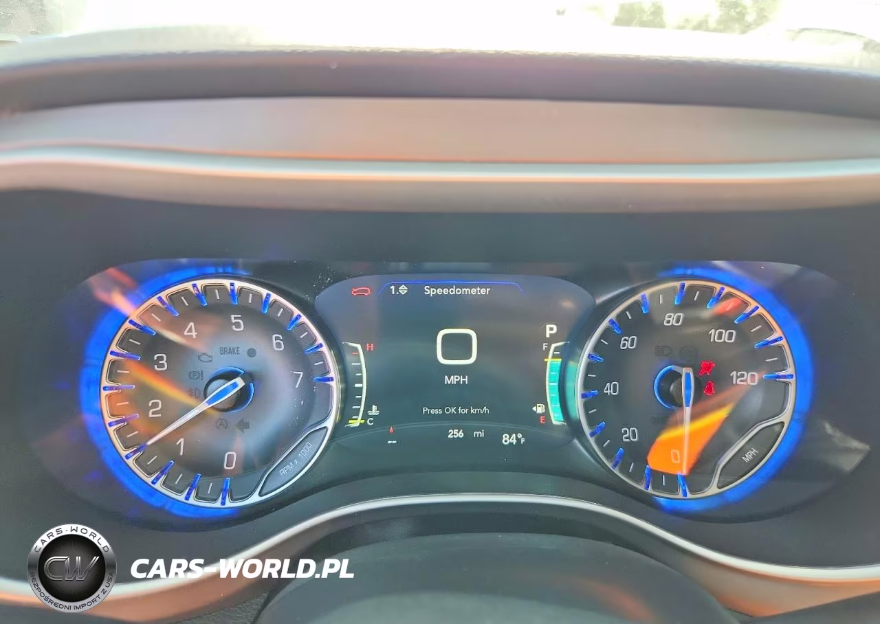 2027 Chrysler Pacifica Select VIN:2C4RC1BG7VR556169 - 9