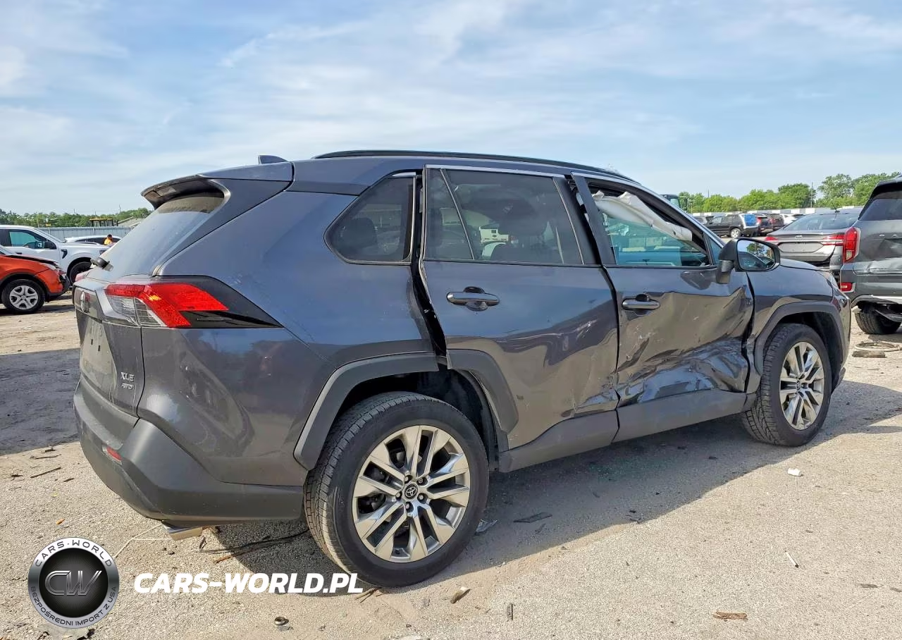 2020 Toyota Rav4 Xle Premium VIN:2T3A1RFV5LW110633 - 3