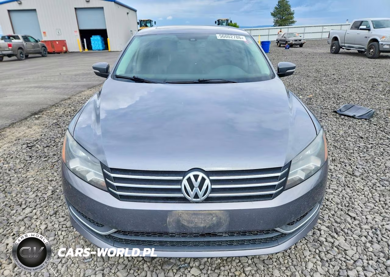 2013 Volkswagen Passat Se VIN:1VWBP7A37DC093686 - 5