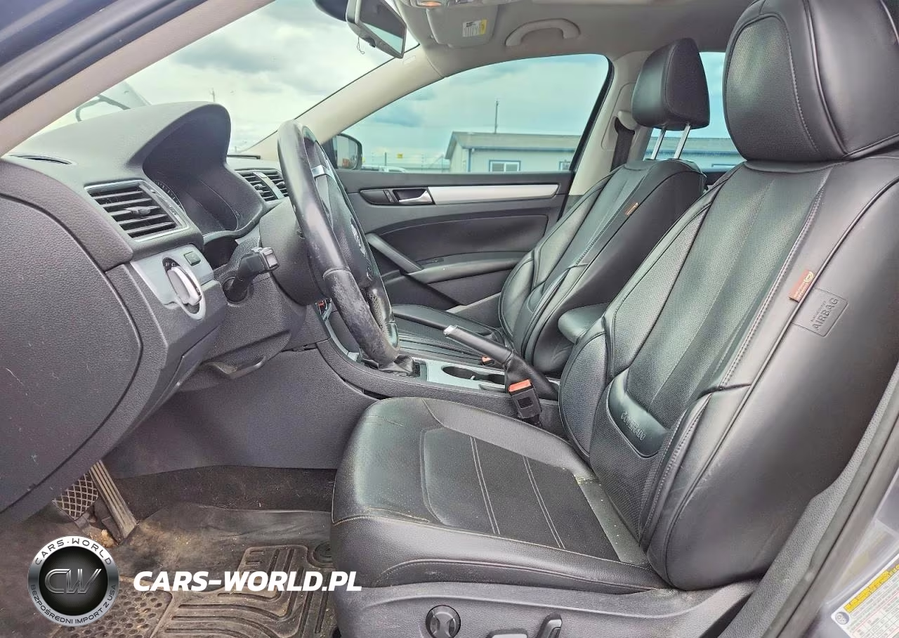 2013 Volkswagen Passat Se VIN:1VWBP7A37DC093686 - 7