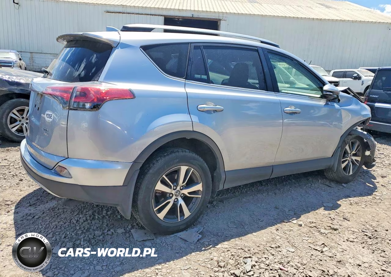 2018 Toyota Rav4 Xle VIN:JTMRFREV2JD254110 - 3