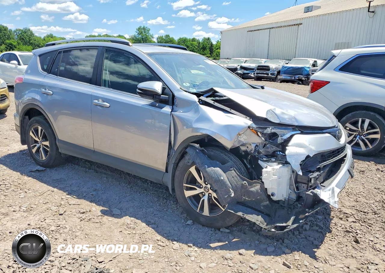 2018 Toyota Rav4 Xle VIN:JTMRFREV2JD254110 - 4