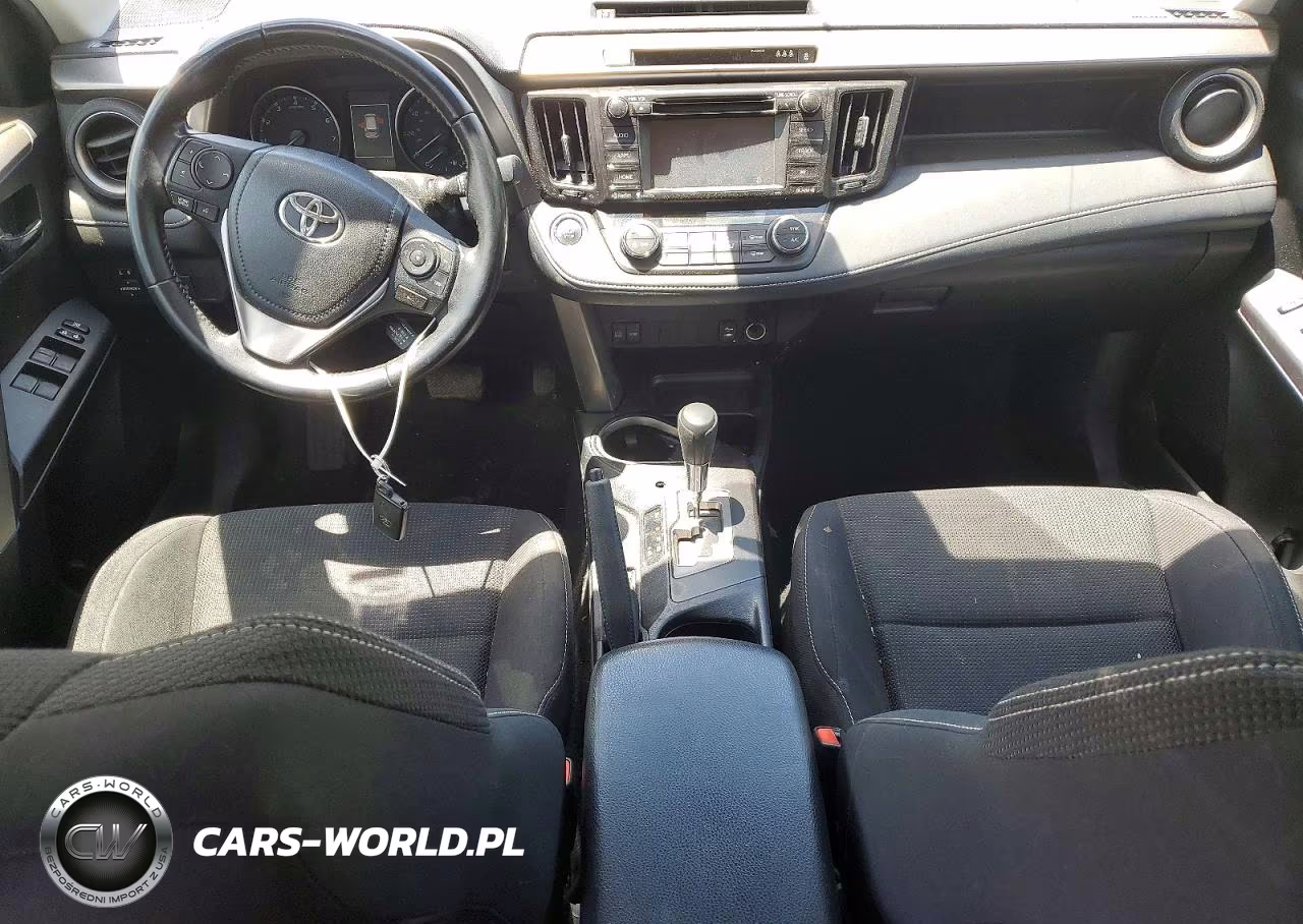 2018 Toyota Rav4 Xle VIN:JTMRFREV2JD254110 - 8