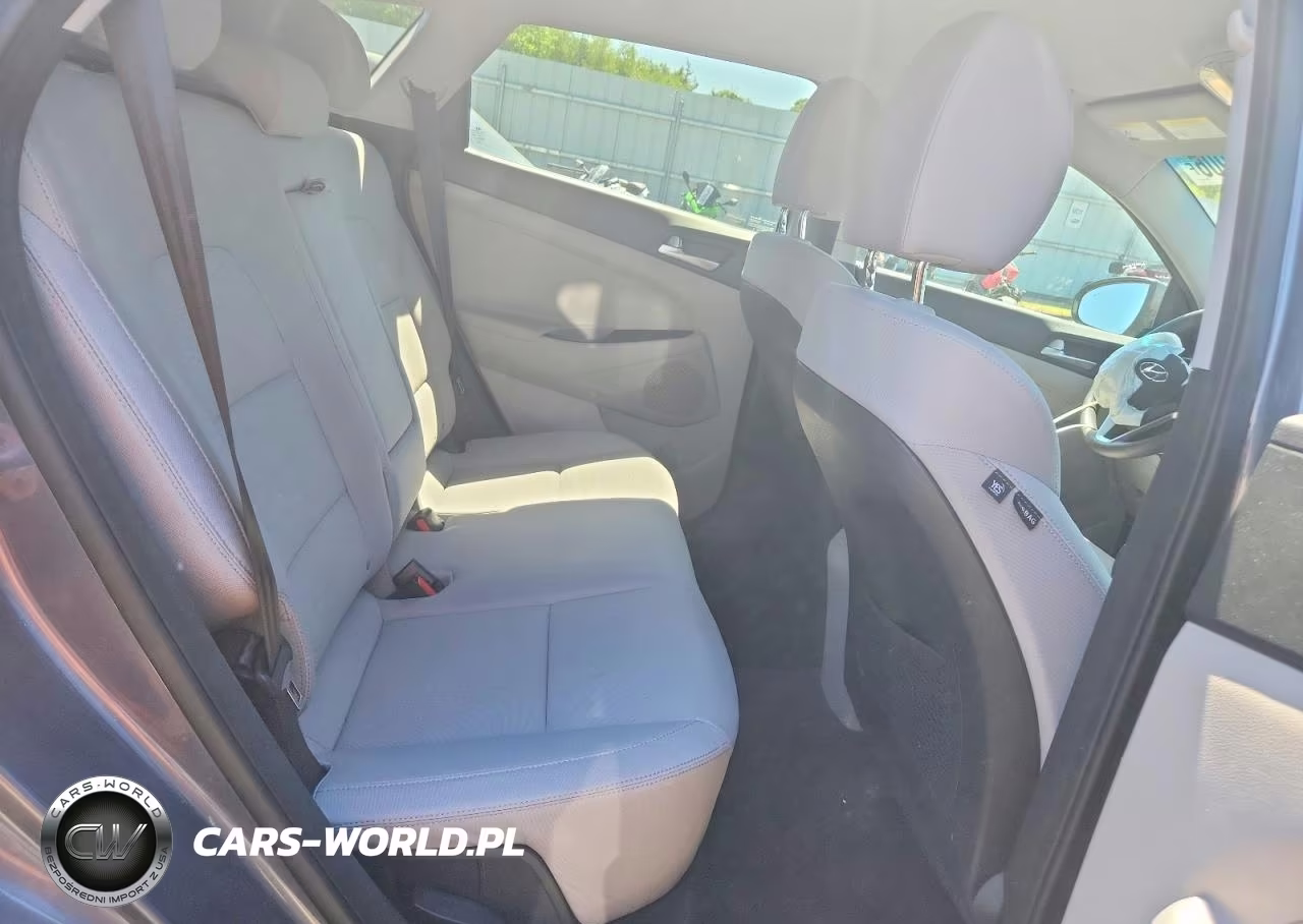 2019 Hyundai Tucson Value VIN:KM8J3CA4XKU005194 - 11