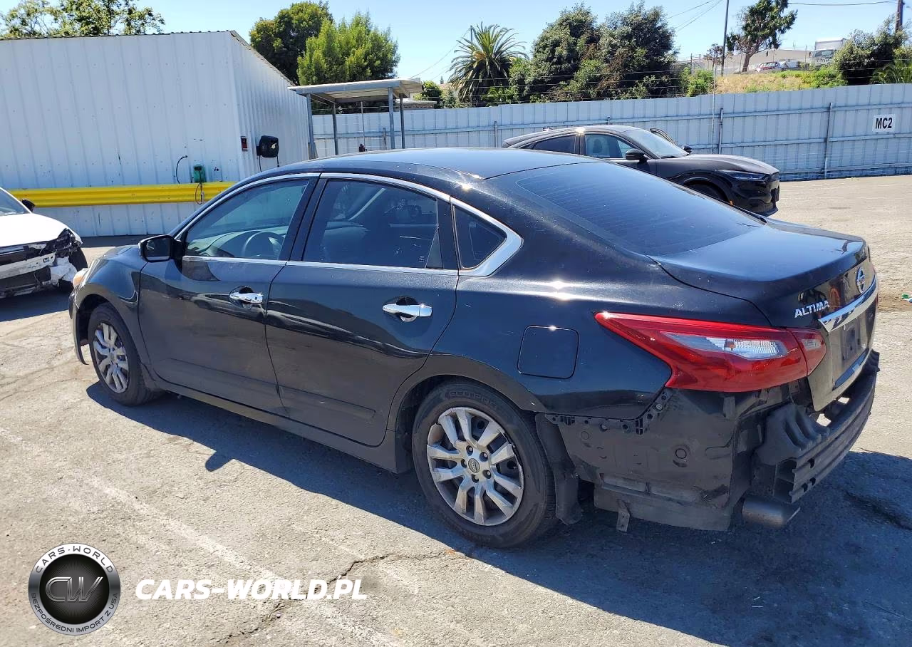 2018 Nissan Altima 2.5 S VIN:1N4AL3AP8JC255722 - 2