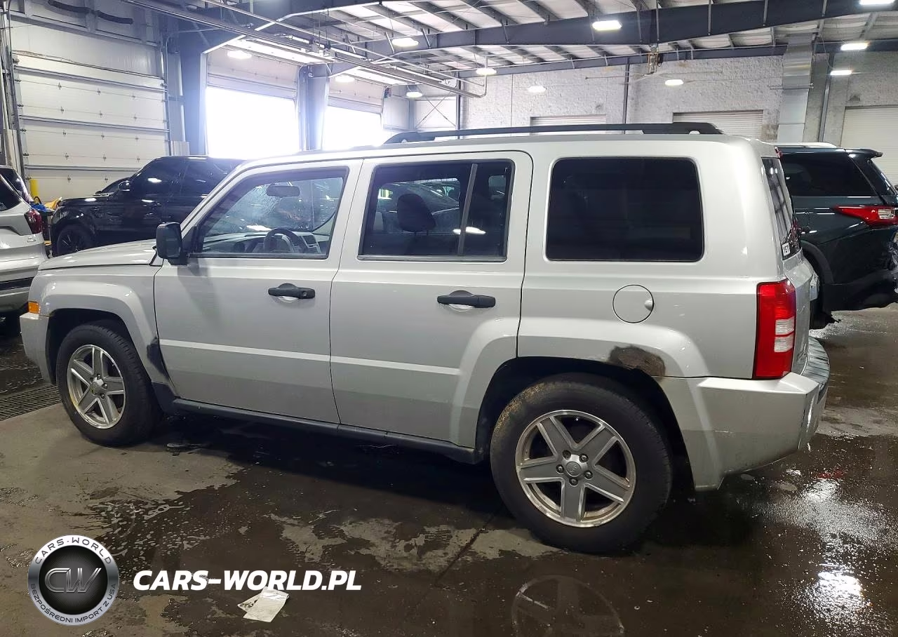 2008 Jeep Patriot Sport VIN:1J8FT28W78D574128 - 2
