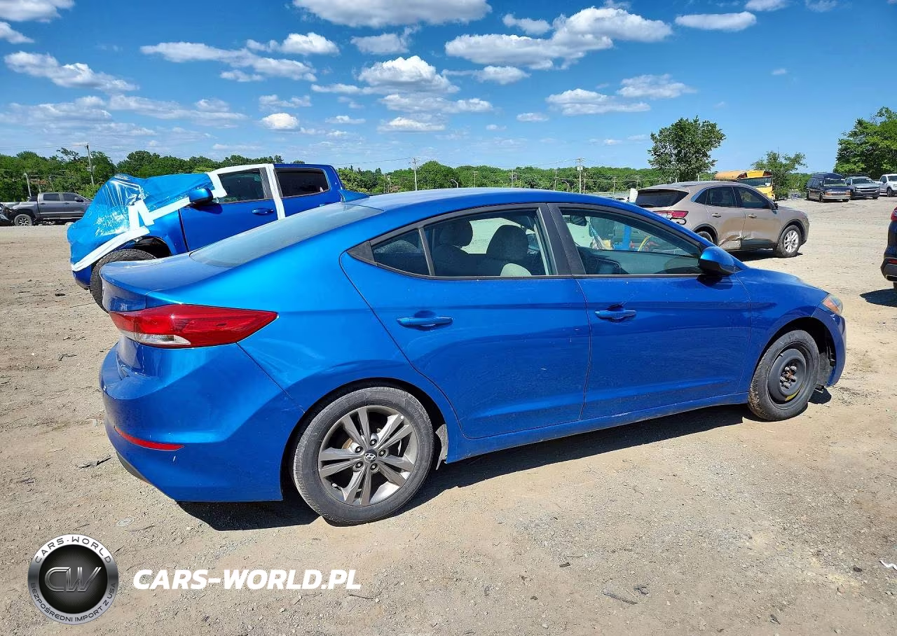 2017 Hyundai Elantra Se VIN:5NPD84LF1HH042547 - 3