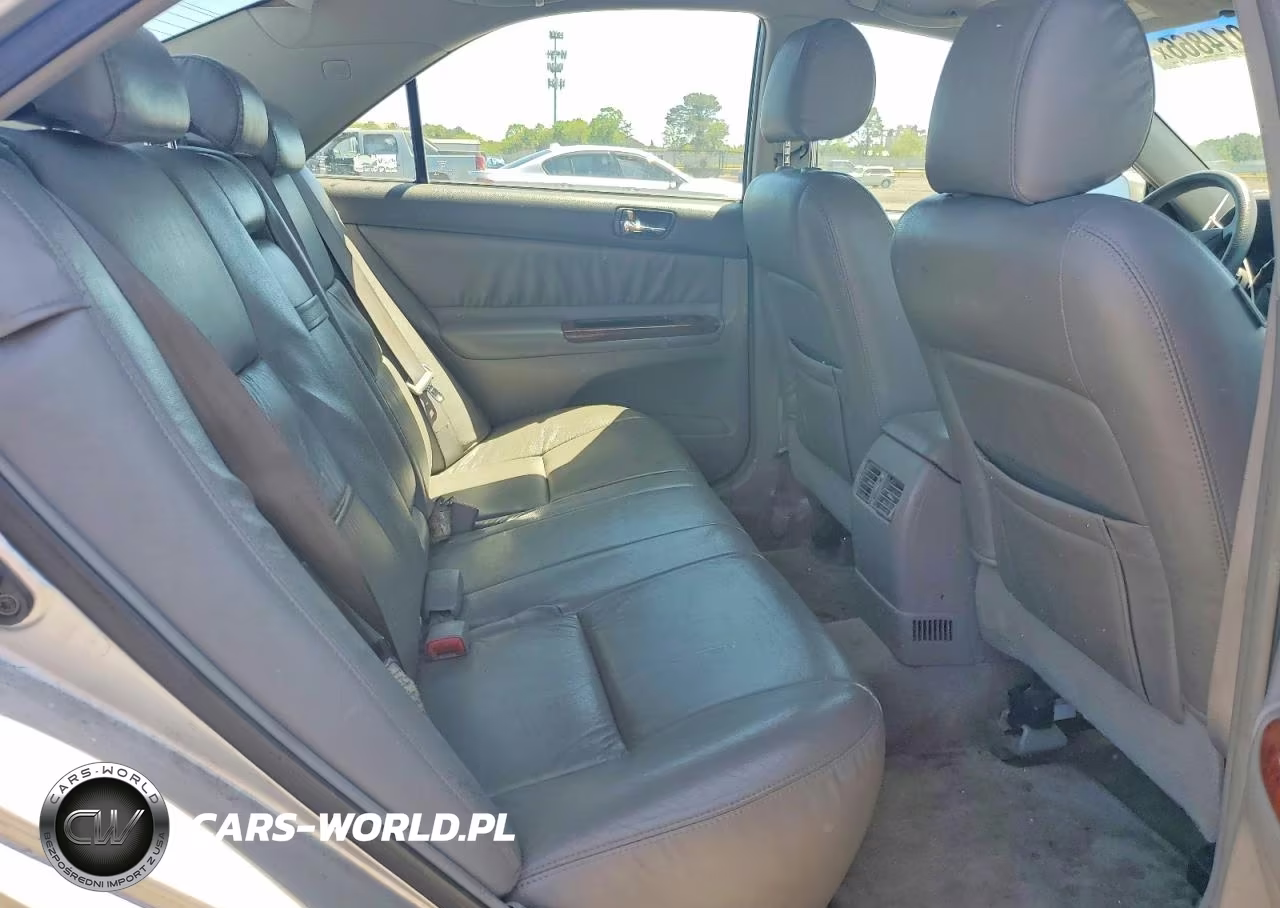 2005 Toyota Camry Xle VIN:4T1BE30K75U616383 - 10