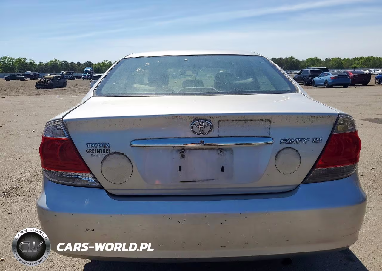 2005 Toyota Camry Xle VIN:4T1BE30K75U616383 - 6