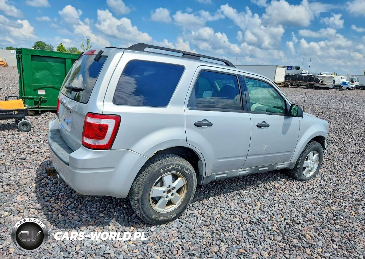 2009 Ford Escape Xlt VIN:1FMCU03709KD07997 - 3