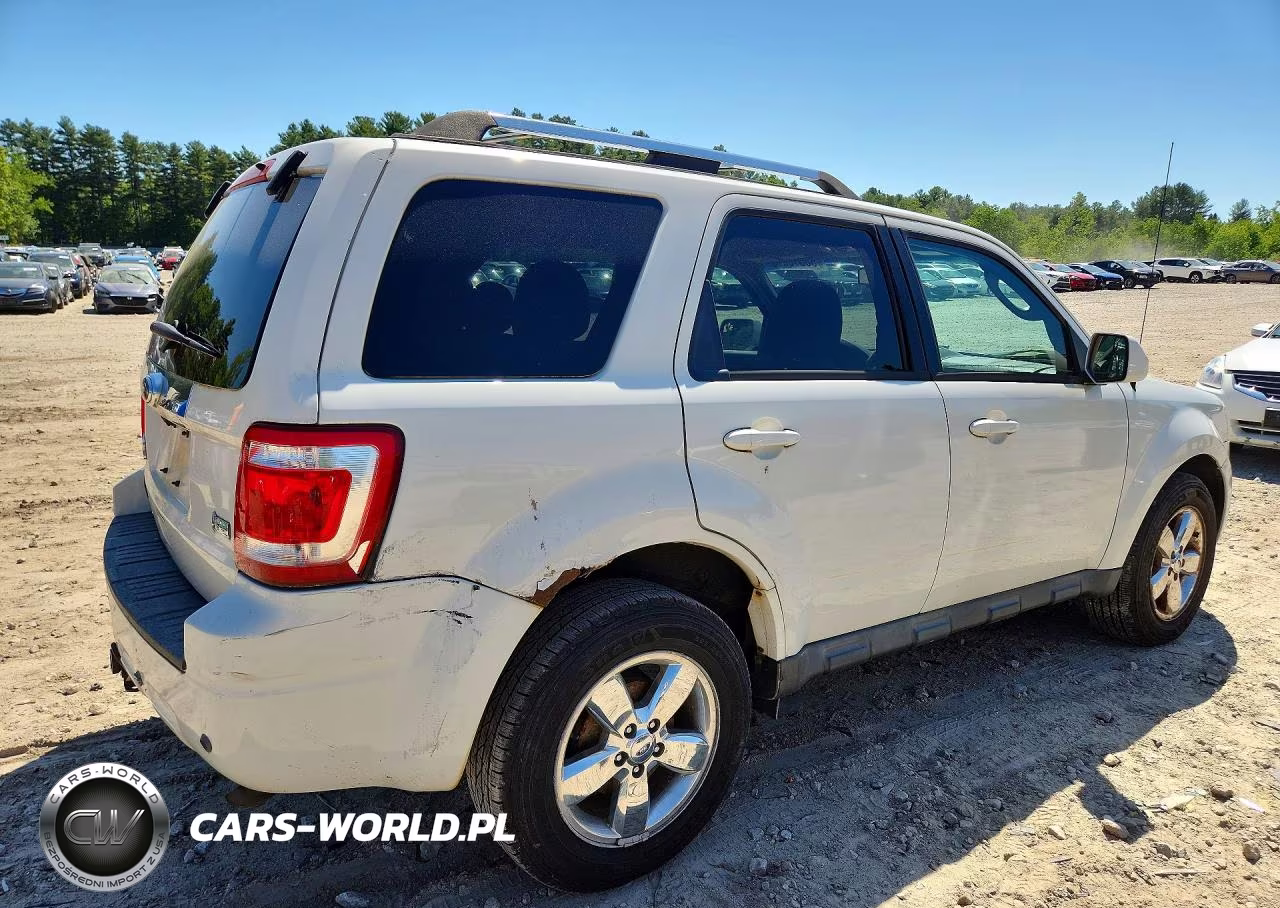 2010 Ford Escape Limited VIN:1FMCU9EG9AKB52873 - 3