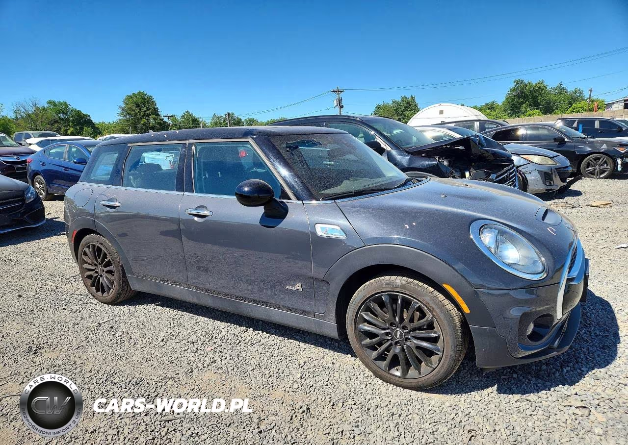 2019 Mini Cooper S Clubman All4 VIN:WMWLU5C53K2G05532 - 4