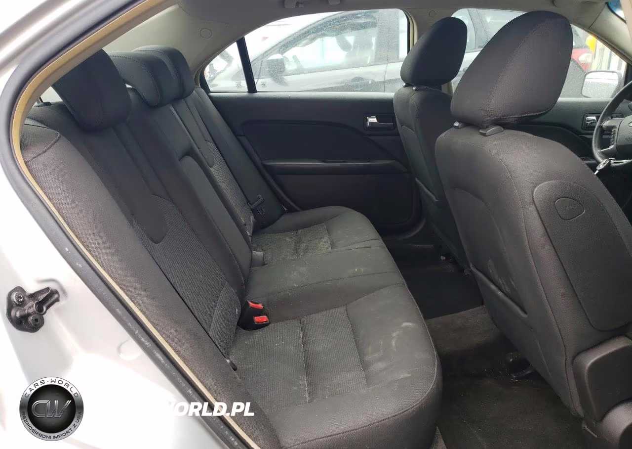 2010 Ford Fusion Se VIN:3FAHP0HA7AR254775 - 10