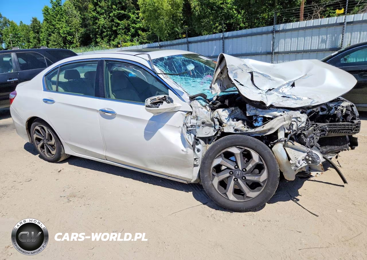 2017 Honda Accord Ex VIN:1HGCR2F7XHA226301 - 4