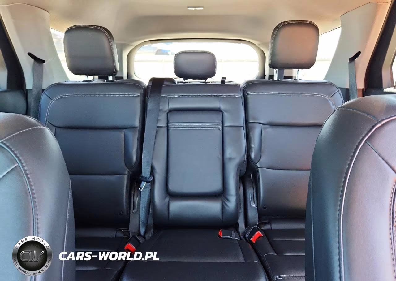 2022 Ford Explorer Xlt VIN:1FMSK8DH2NGB68315 - 10