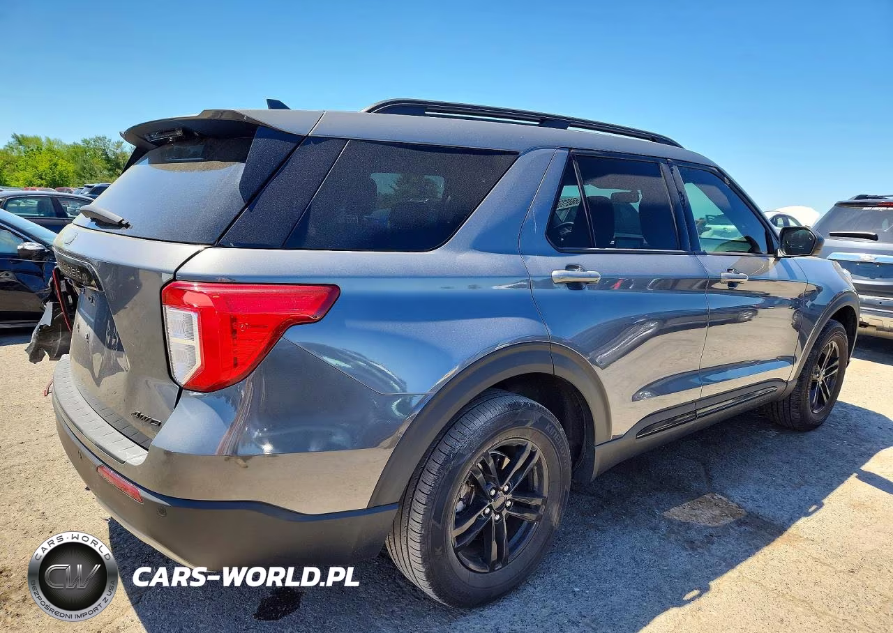 2022 Ford Explorer Xlt VIN:1FMSK8DH2NGB68315 - 3