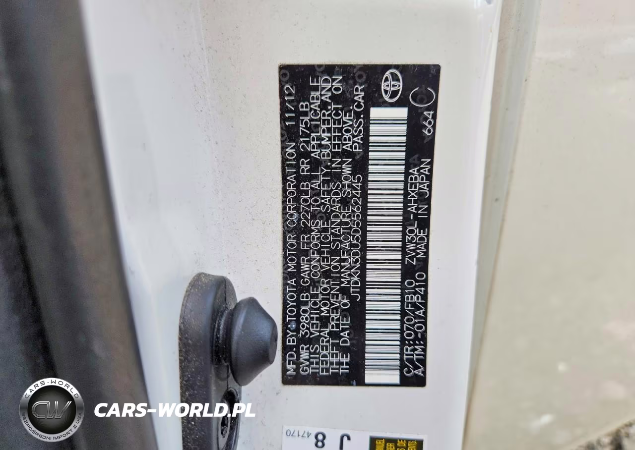 2013 Toyota Prius Two VIN:JTDKN3DU5D5562445 - 12