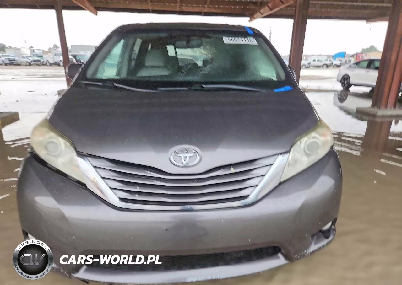 2017 Toyota Sienna Xle 8-Passenger VIN:5TDYZ3DC9HS775551 - 5