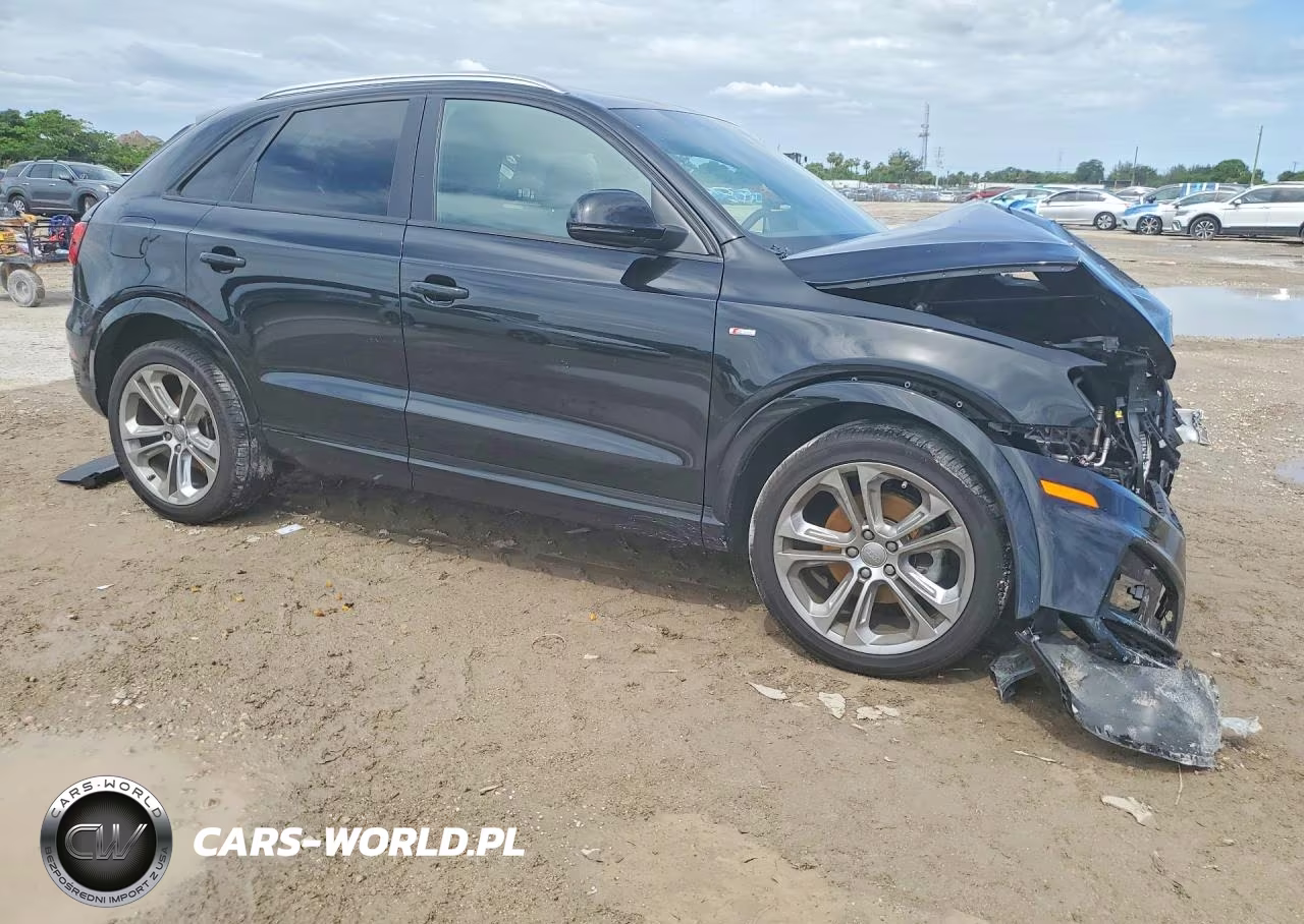 2018 Audi Q3 Premium VIN:WA1BCCFS1JR032411 - 4