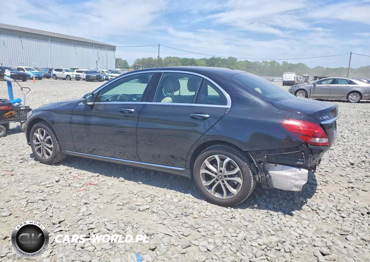 2018 Mercedes-Benz C 300 4Matic VIN:55SWF4KB4JU249563 - 2