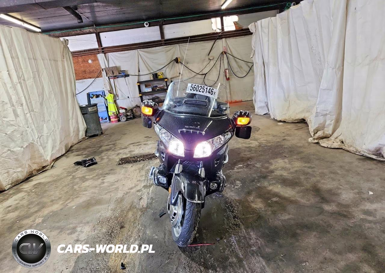 2010 Honda Gl1800 VIN:1HFSC47G7AA906383 - 2