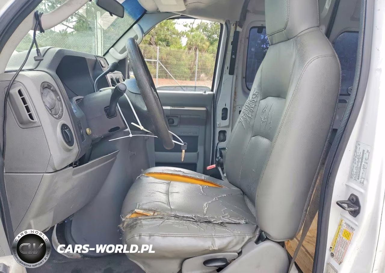 2009 Ford Econoline E250 Van VIN:1FTNS24W09DA83526 - 7
