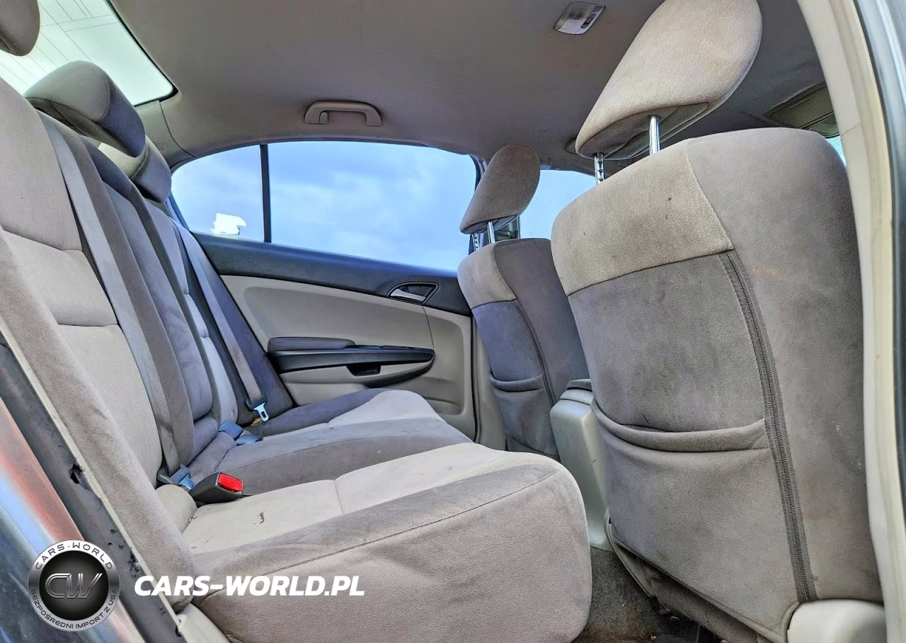 2008 Honda Accord Lxp VIN:JHMCP26408C044538 - 10