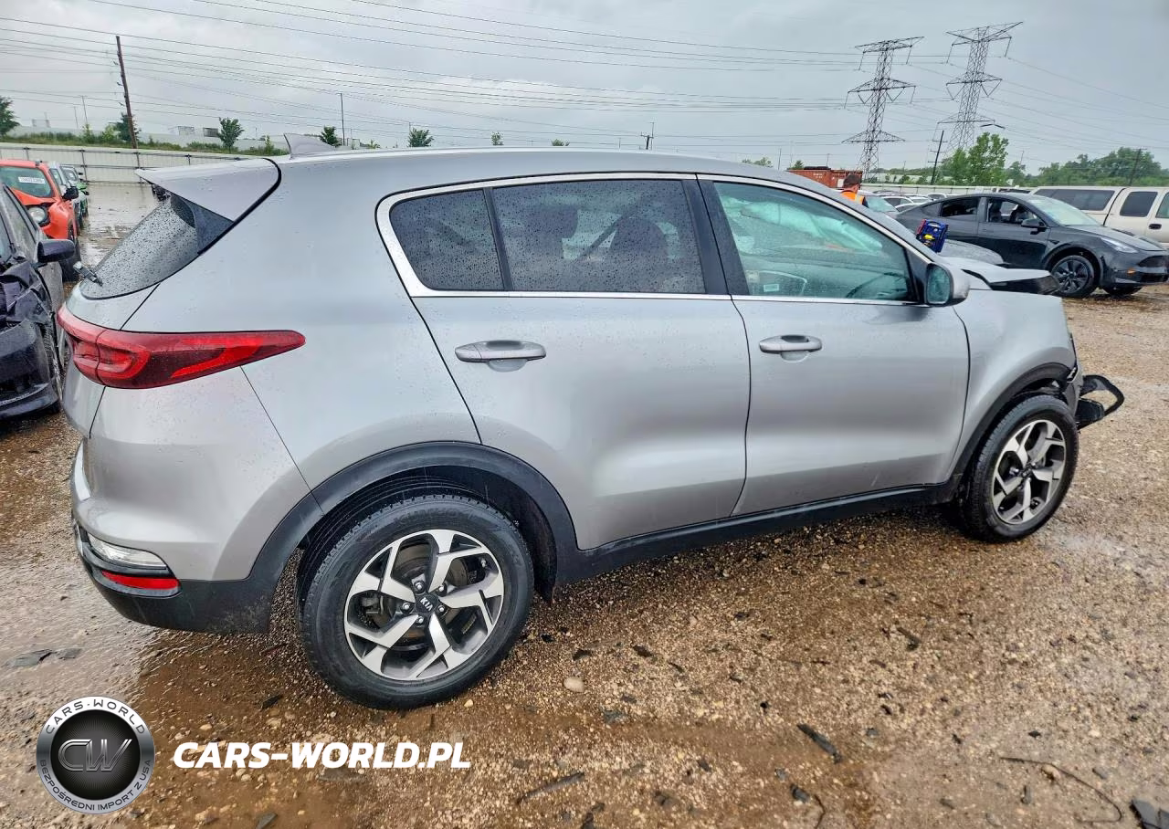 2021 Kia Sportage Lx VIN:KNDPM3AC2M7942044 - 3