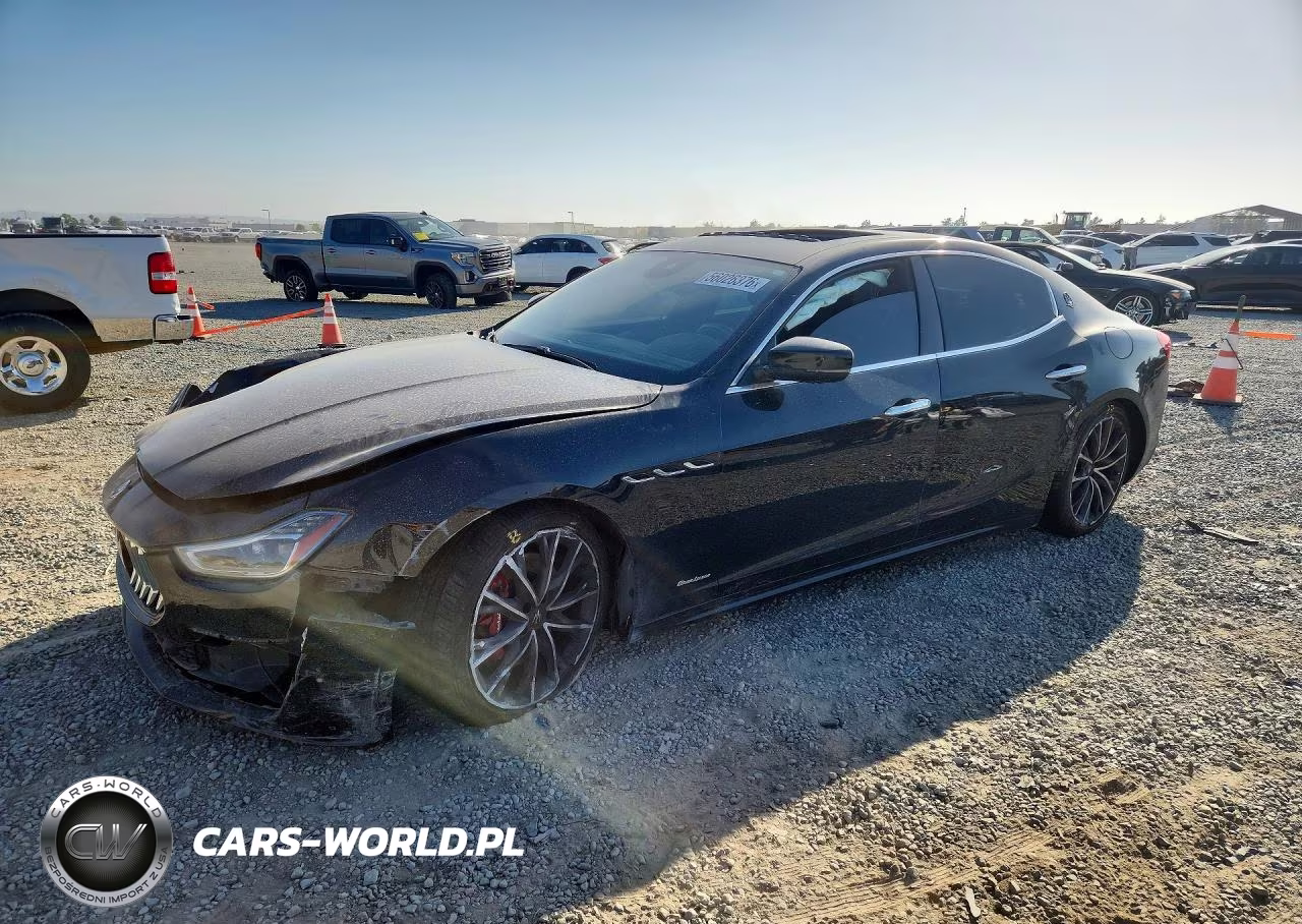 2021 Maserati Ghibli Luxury – zdjęcie 1 z 12