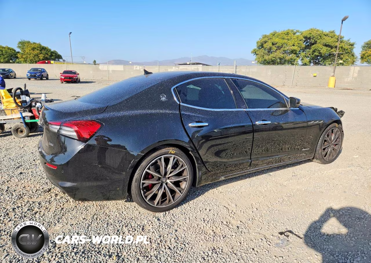 2021 Maserati Ghibli Luxury VIN:ZAM57XSL4M1362779 - 3