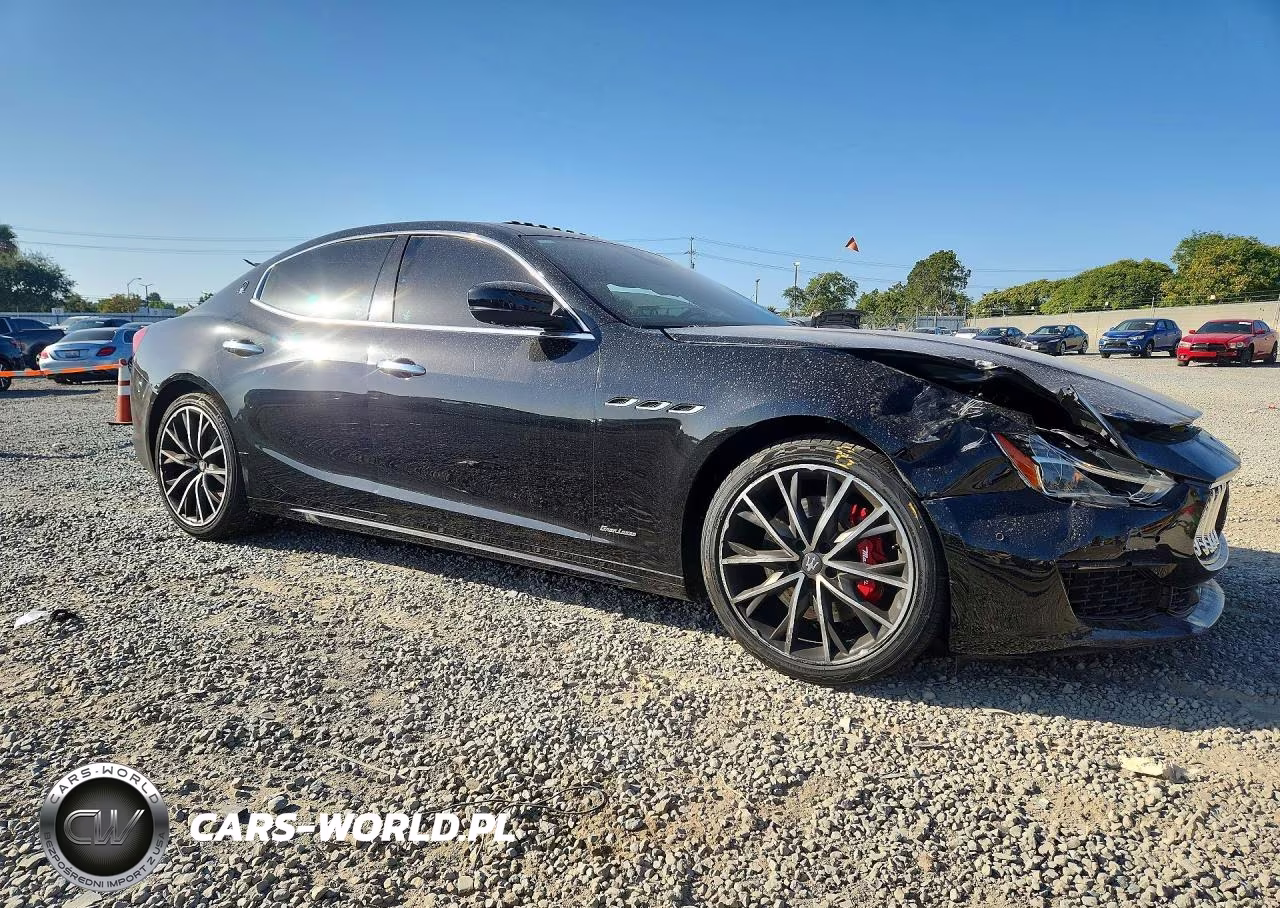 2021 Maserati Ghibli Luxury VIN:ZAM57XSL4M1362779 - 4