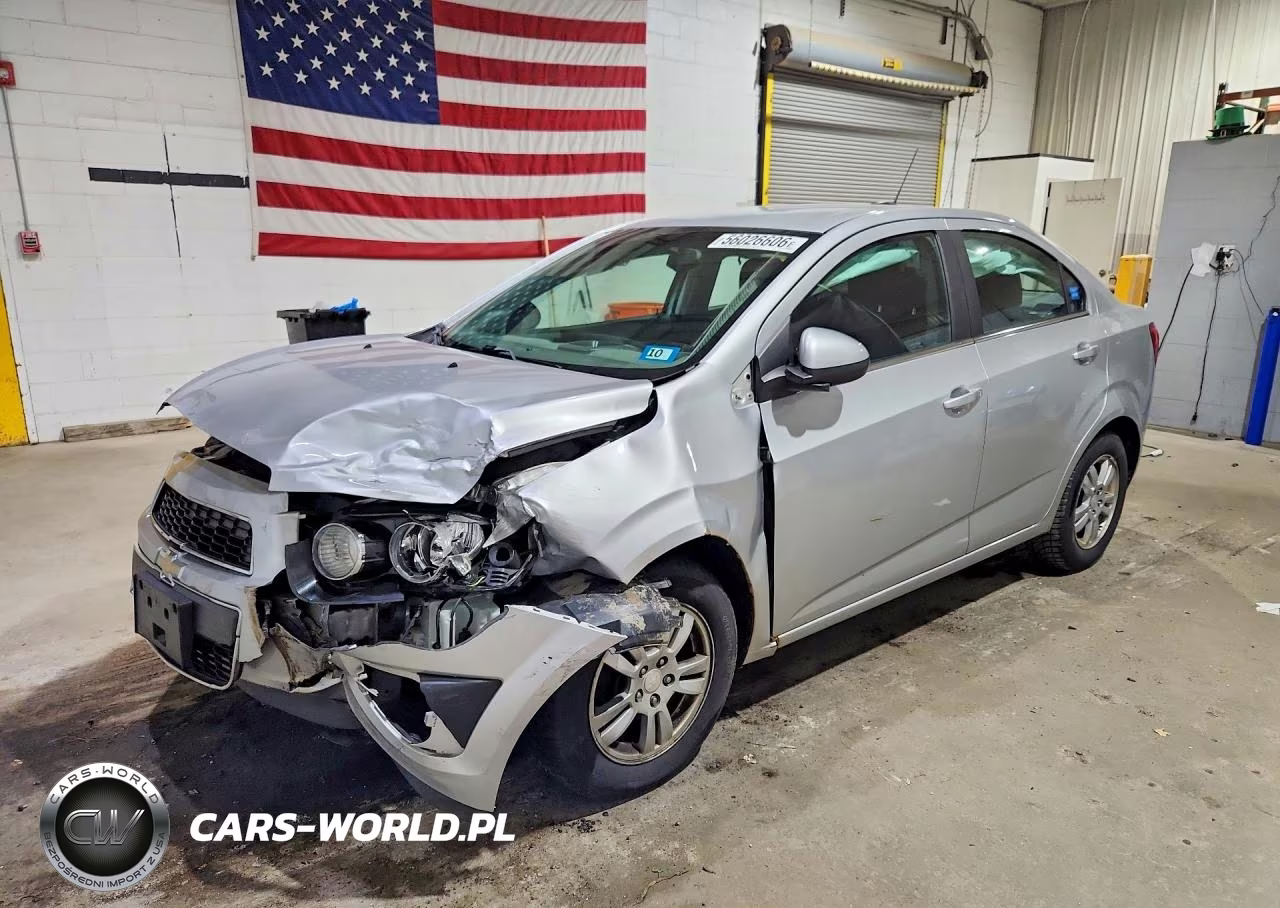 2015 Chevrolet Sonic Lt – zdjęcie 1 z 12