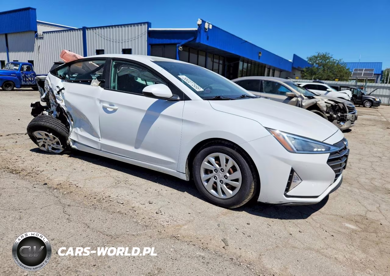 2019 Hyundai Elantra Se VIN:5NPD74LF2KH492315 - 4