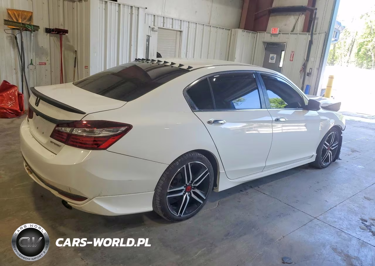 2016 Honda Accord Sport VIN:1HGCR2F57GA244123 - 3