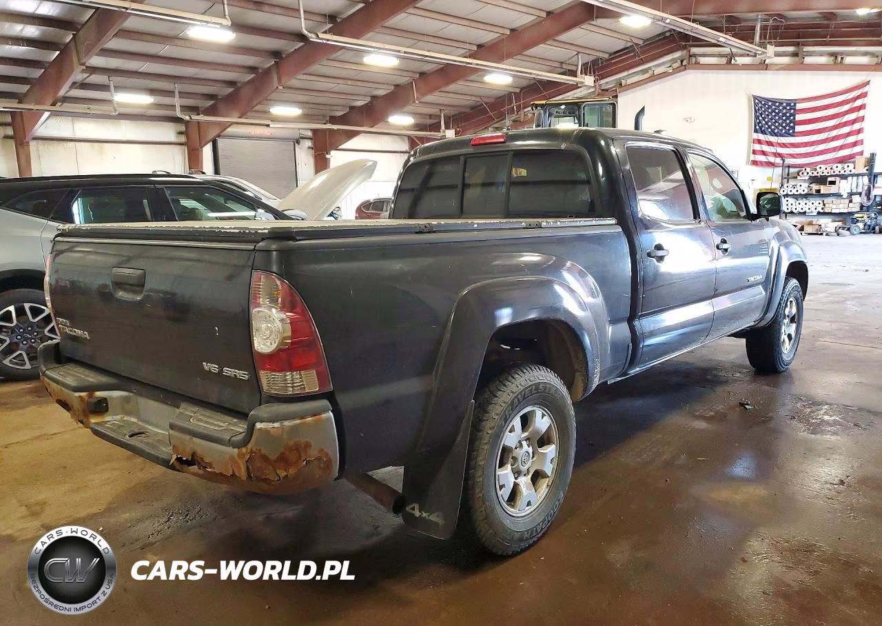 2010 Toyota Tacoma Double Cab Long Bed VIN:3TMMU4FN6AM019246 - 3