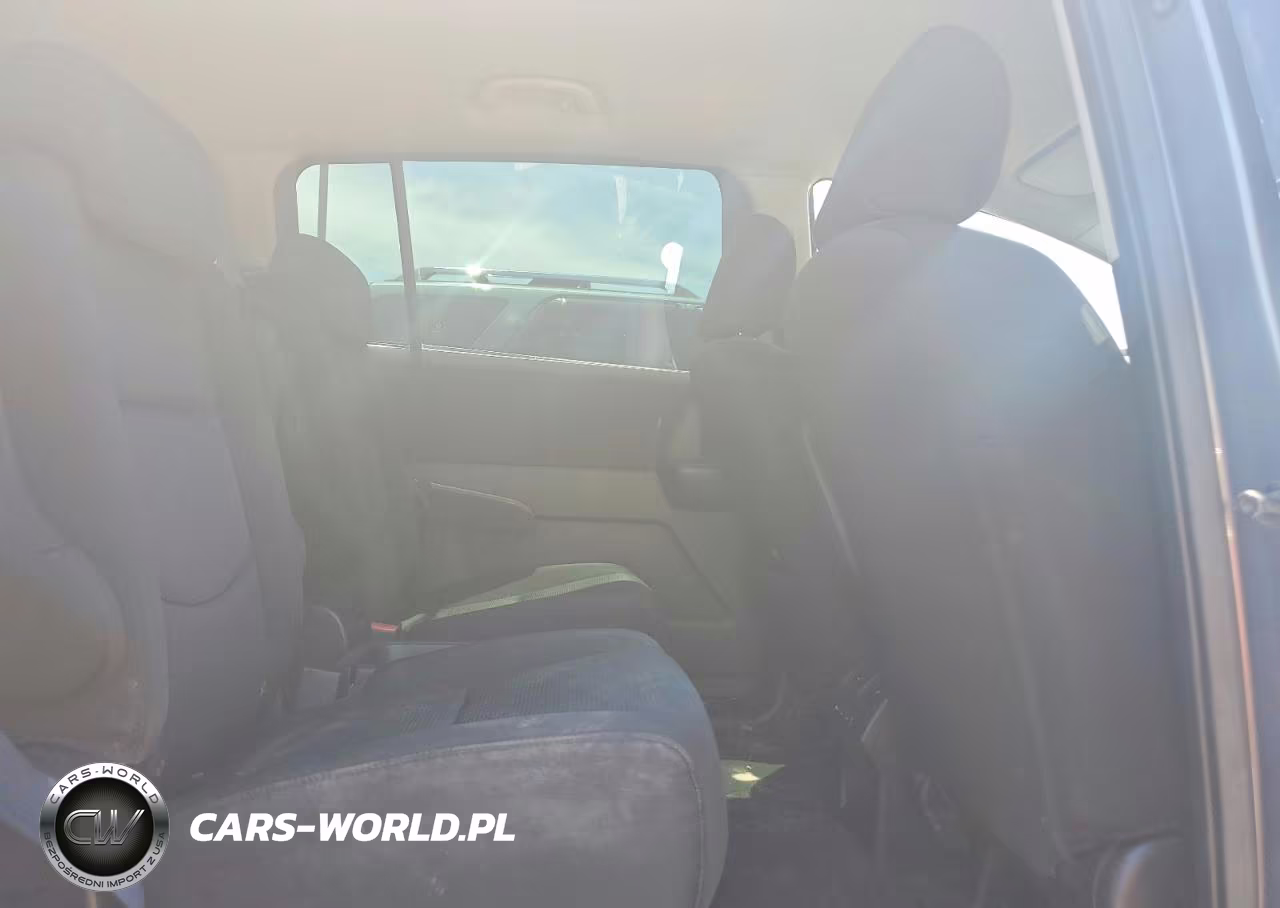 2010 Mazda 5 VIN:JM1CR2WL3A0370599 - 11