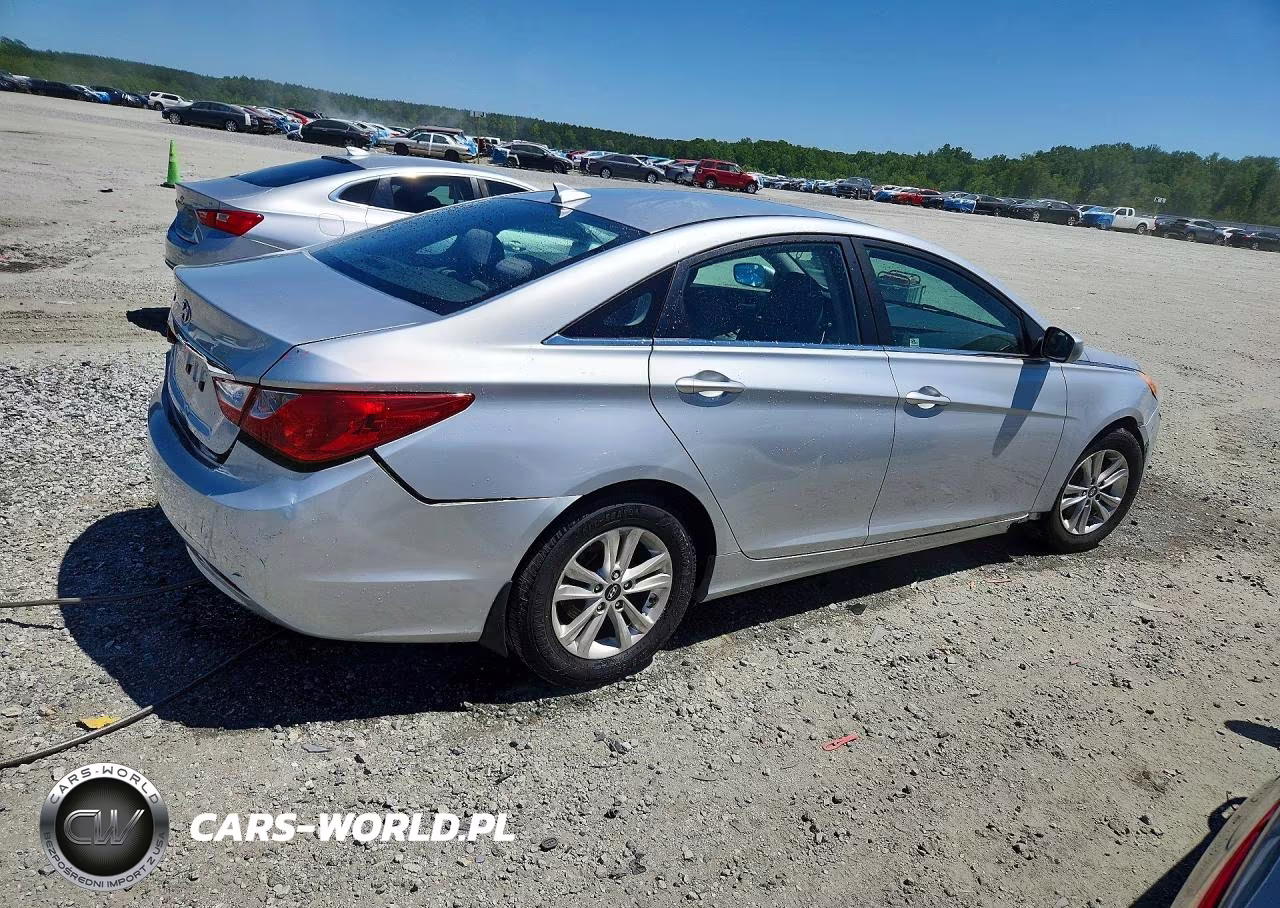 2013 Hyundai Sonata Gls VIN:5NPEB4AC5DH637927 - 3