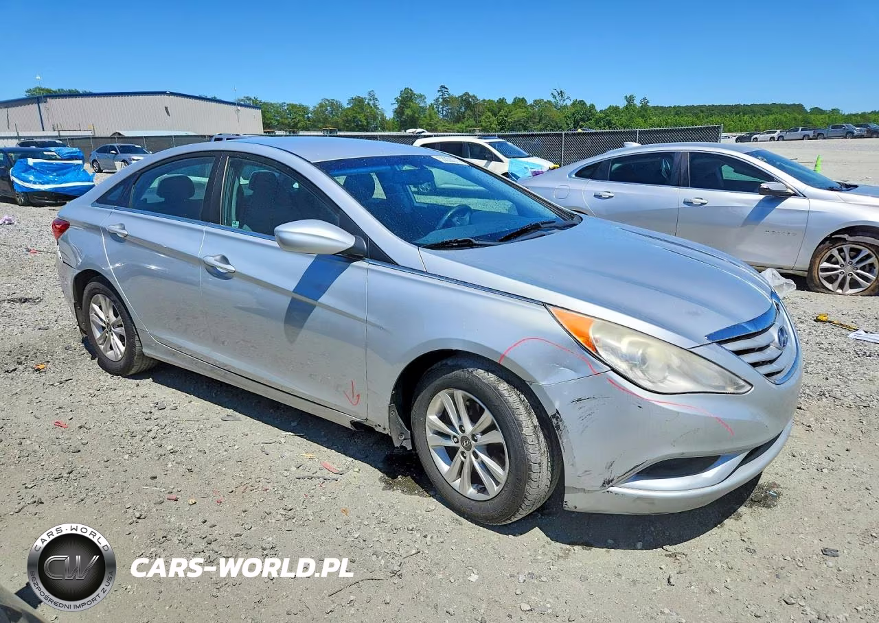 2013 Hyundai Sonata Gls VIN:5NPEB4AC5DH637927 - 4