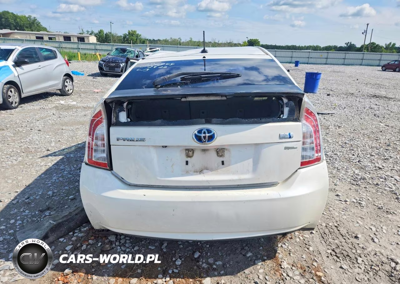 2012 Toyota Prius Three VIN:JTDKN3DU2C5500872 - 6
