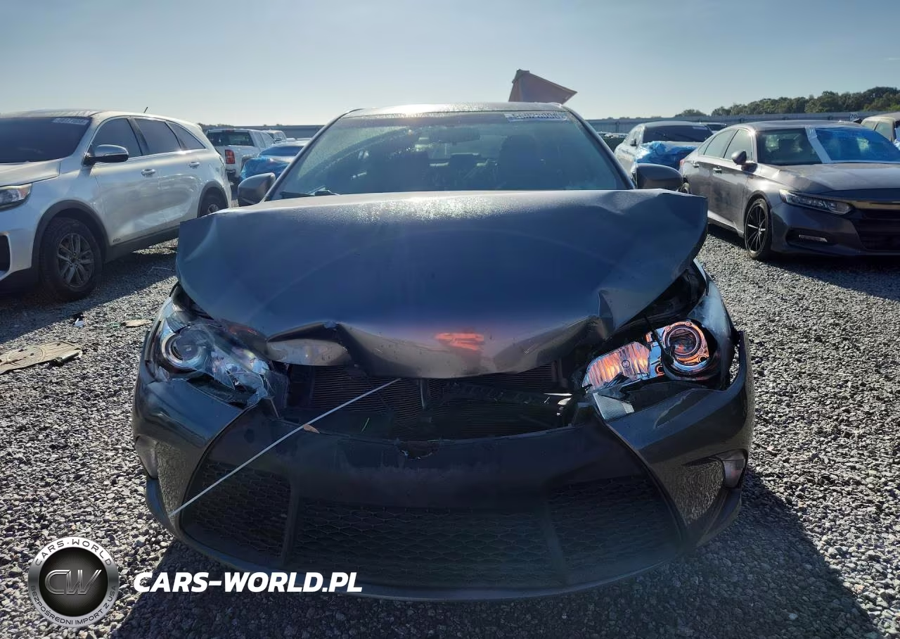 2015 Toyota Camry Se VIN:4T1BF1FK1FU084302 - 5