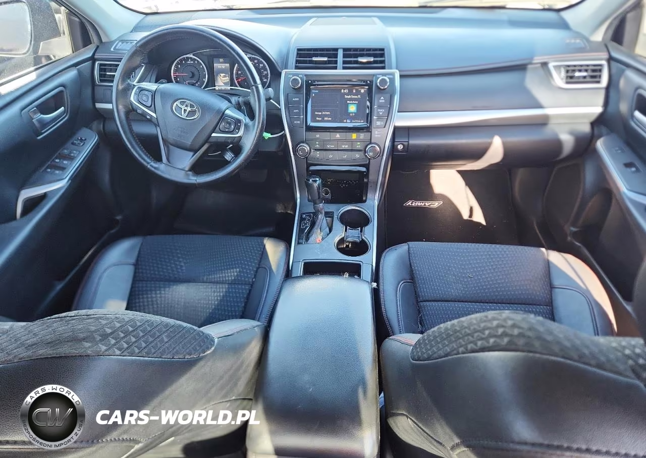 2015 Toyota Camry Se VIN:4T1BF1FK1FU084302 - 8