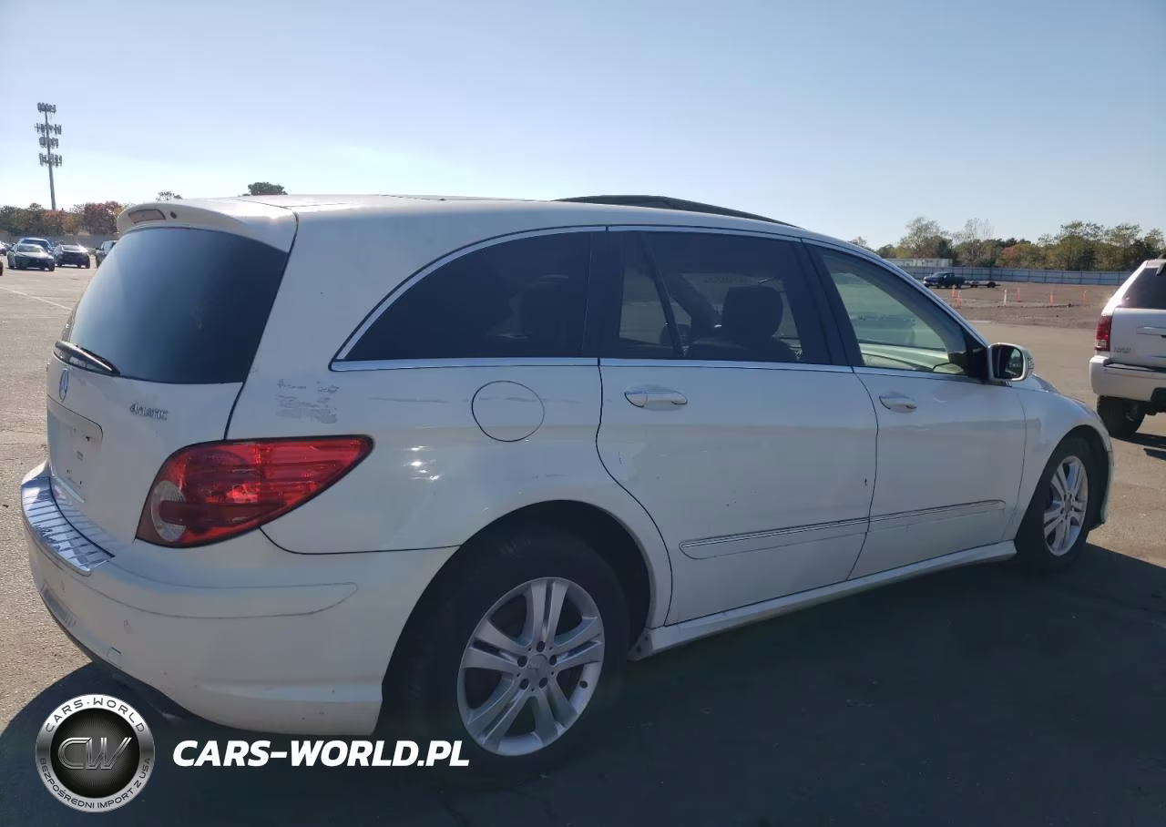 2009 Mercedes-Benz R 350 4Matic VIN:4JGCB65E49A095275 - 3