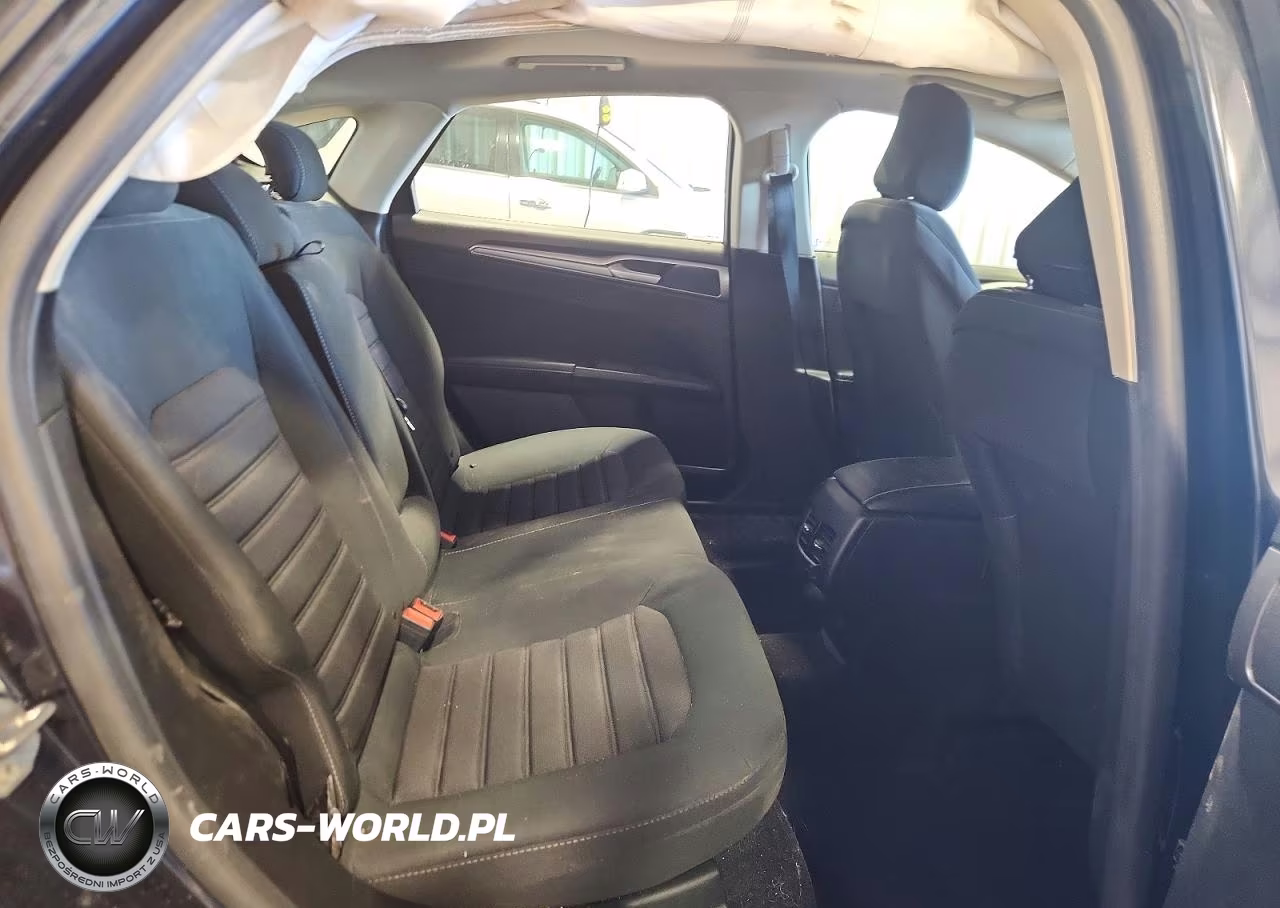 2020 Ford Fusion Se VIN:3FA6P0LU8LR159122 - 10